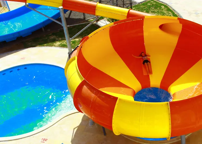 Üdülőközpont Sunrise Garden 5*