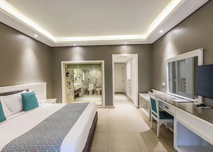 Sunrise Garden 5*