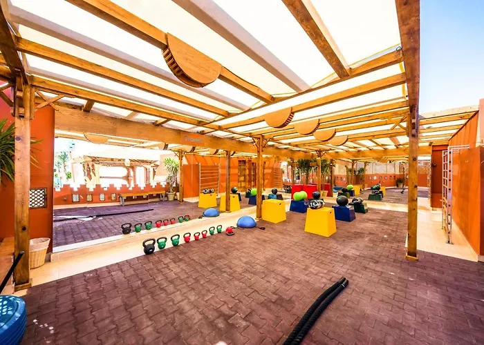 Üdülőközpont Sunrise Garden 5*